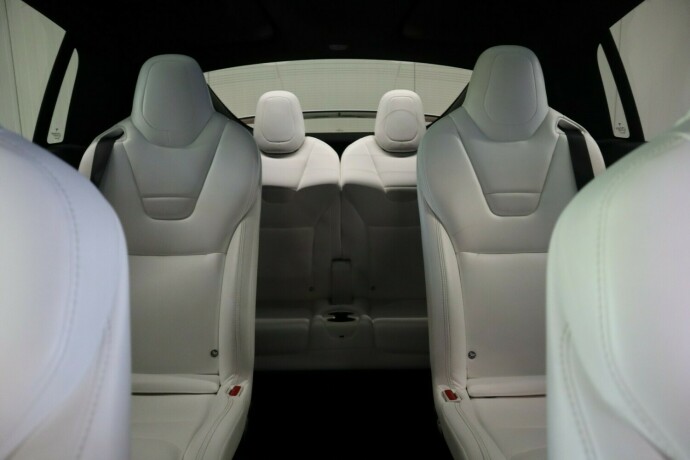tesla-model-x-elektrisitet-2020-big-16