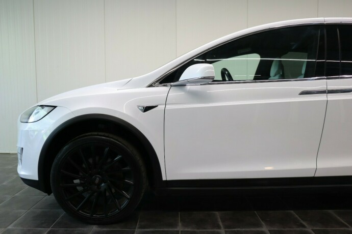 tesla-model-x-elektrisitet-2020-big-9