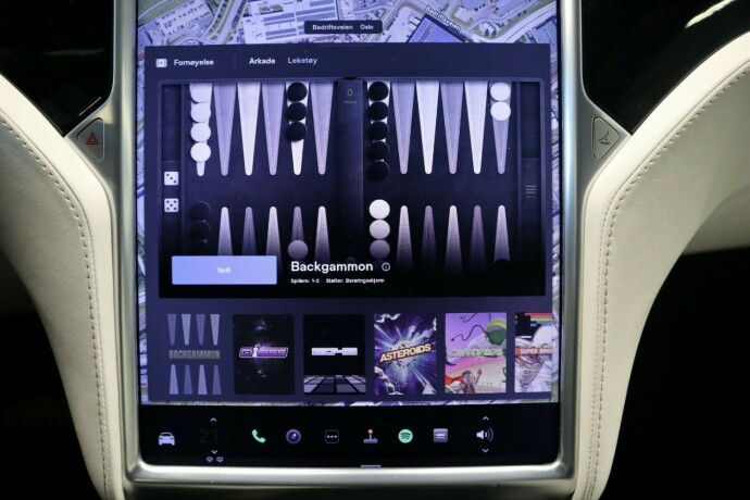 tesla-model-x-elektrisitet-2020-big-35