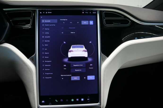 tesla-model-x-elektrisitet-2020-big-25