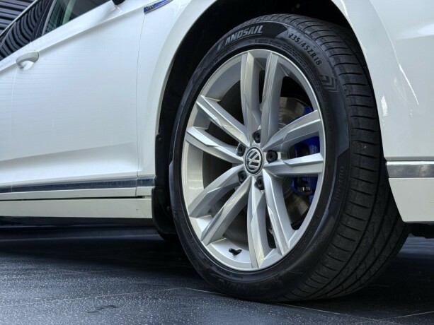 volkswagen-passat-elektrisitetbensin-2017-big-7