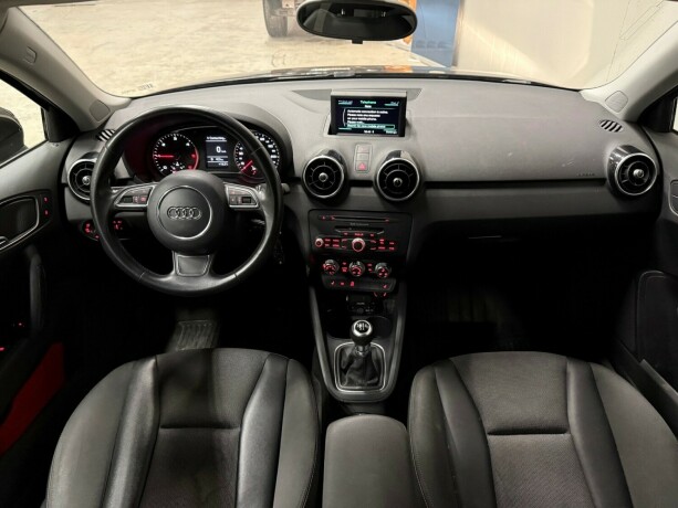 audi-a1-diesel-2011-big-10