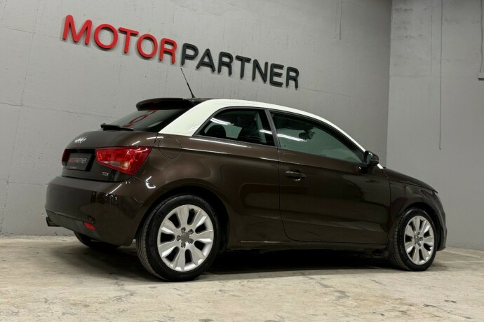 audi-a1-diesel-2011-big-7