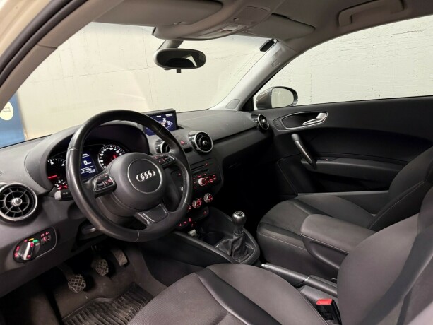 audi-a1-diesel-2011-big-12