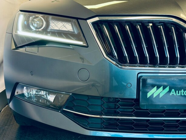 skoda-superb-bensin-2018-big-32