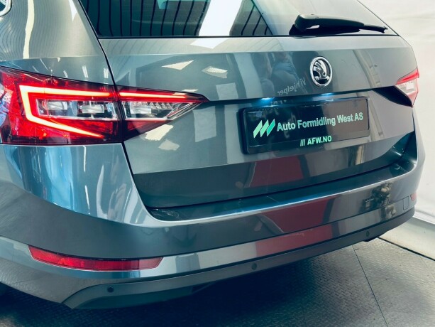 skoda-superb-bensin-2018-big-6