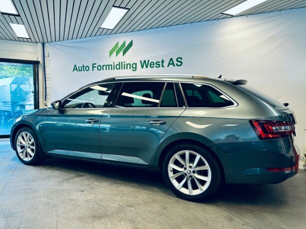 skoda-superb-bensin-2018-big-4