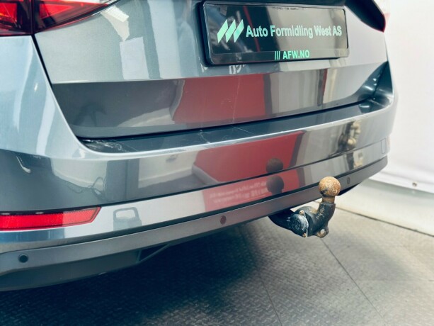 skoda-superb-bensin-2018-big-7
