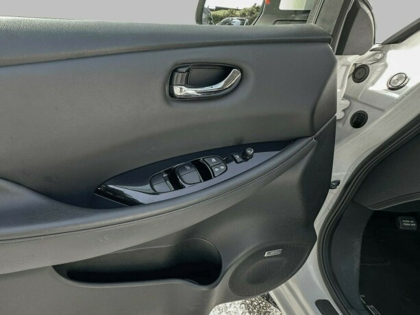 nissan-leaf-elektrisitet-2014-big-11