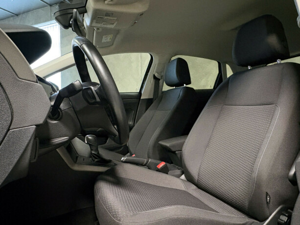 volkswagen-polo-bensin-2021-big-2