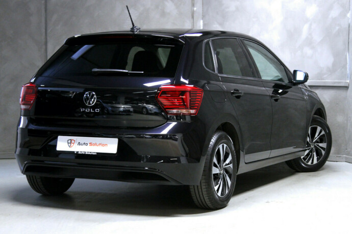 volkswagen-polo-bensin-2021-big-1