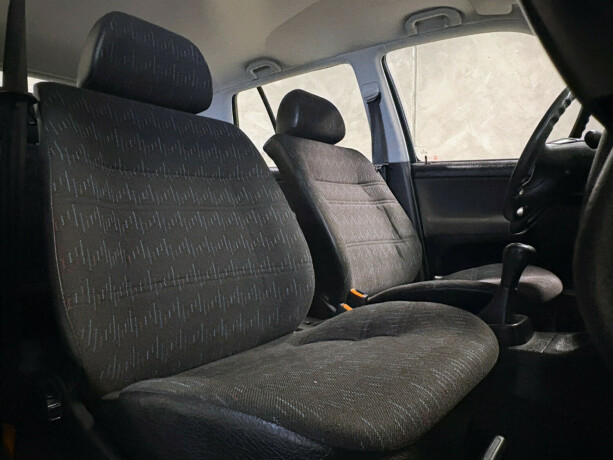 volkswagen-golf-bensin-1995-big-4