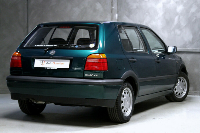 volkswagen-golf-bensin-1995-big-1