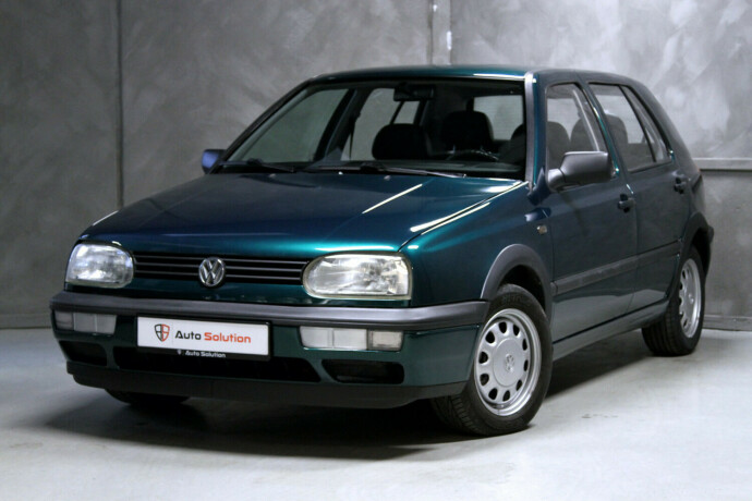 volkswagen-golf-bensin-1995-big-0