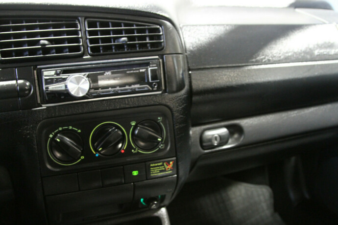 volkswagen-golf-bensin-1995-big-6