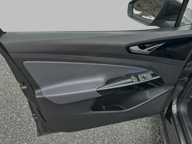 volkswagen-id4-elektrisitet-2022-big-15