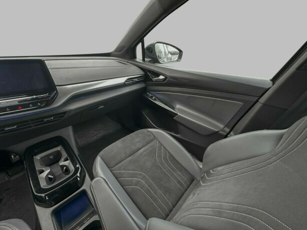 volkswagen-id4-elektrisitet-2022-big-36
