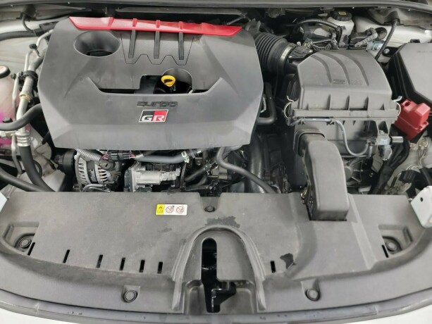 toyota-corolla-bensin-2023-big-11