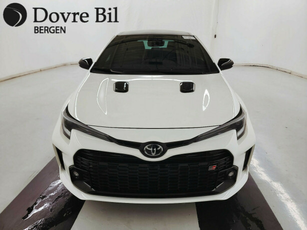 toyota-corolla-bensin-2023-big-1