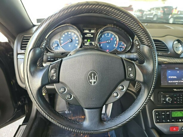 maserati-granturismo-bensin-2012-big-10