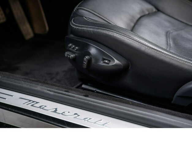 maserati-granturismo-bensin-2012-big-30