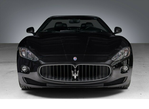maserati-granturismo-bensin-2012-big-0