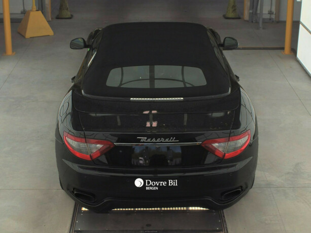 maserati-granturismo-bensin-2012-big-5