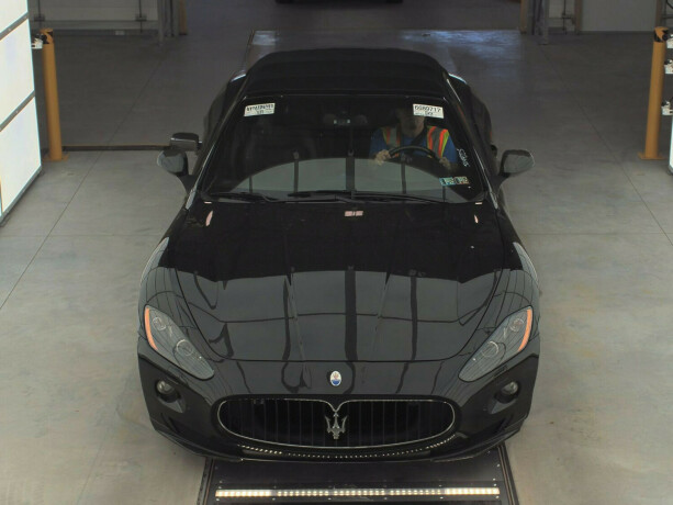 maserati-granturismo-bensin-2012-big-1