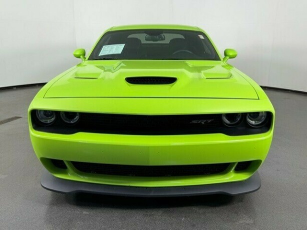 dodge-challenger-bensin-2015-big-1
