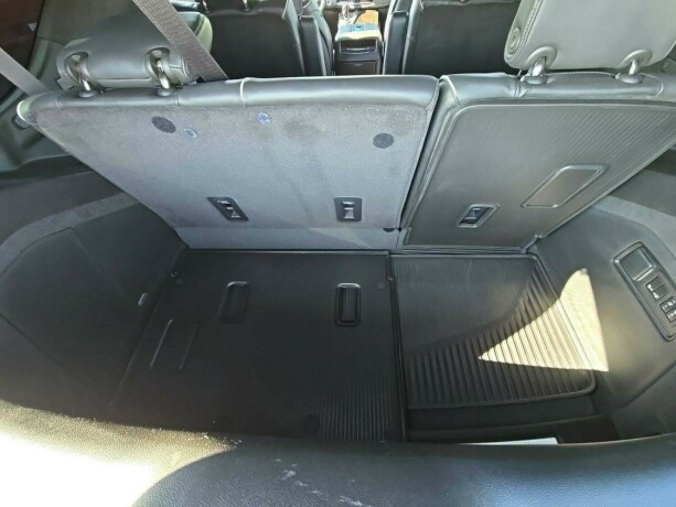 cadillac-escalade-diesel-2023-big-14