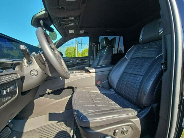cadillac-escalade-diesel-2023-big-8