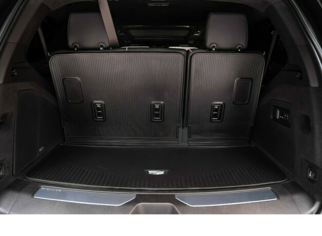 cadillac-escalade-diesel-2023-big-39