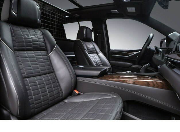 cadillac-escalade-diesel-2023-big-55
