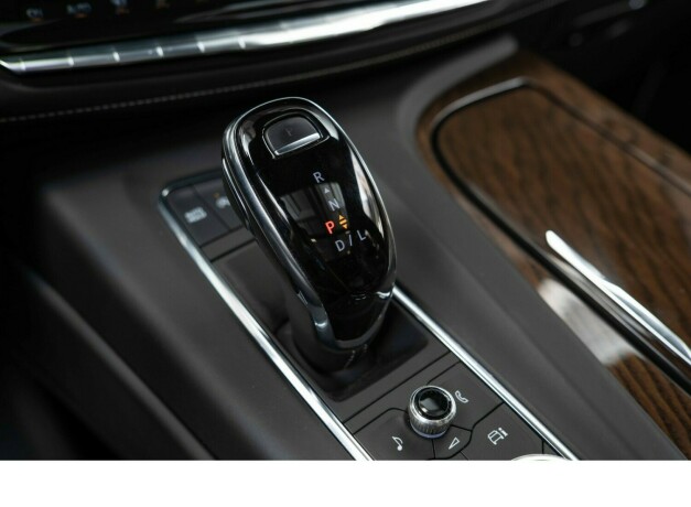 cadillac-escalade-diesel-2023-big-21