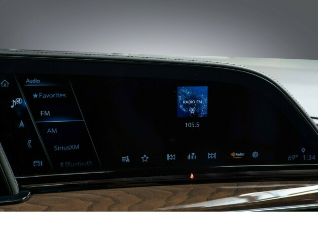 cadillac-escalade-diesel-2023-big-23