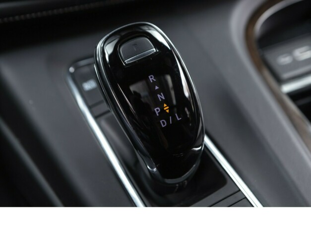 cadillac-escalade-diesel-2023-big-45