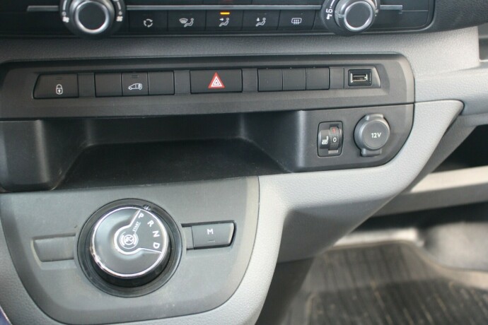 toyota-proace-diesel-2017-big-14