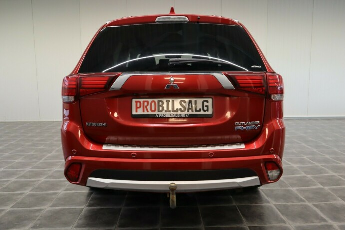 mitsubishi-outlander-elektrisitetbensin-2016-big-15