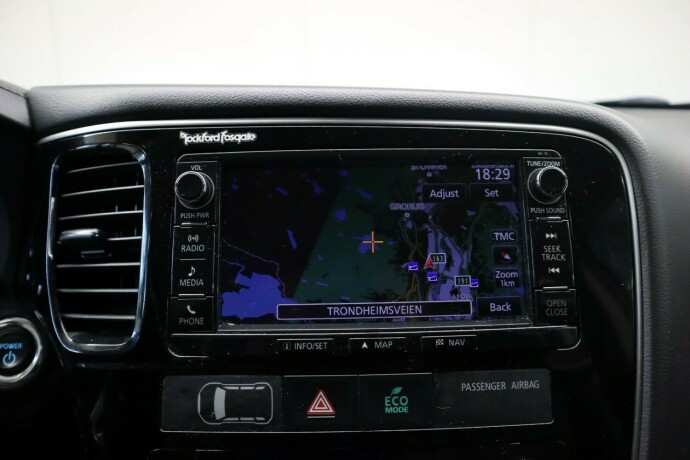 mitsubishi-outlander-elektrisitetbensin-2016-big-34