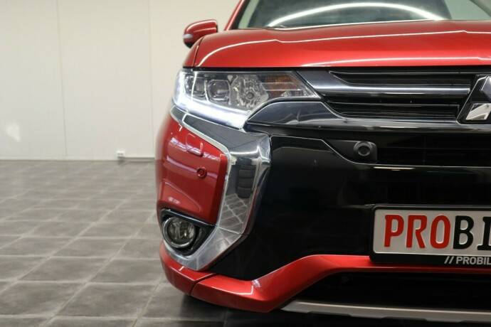 mitsubishi-outlander-elektrisitetbensin-2016-big-9