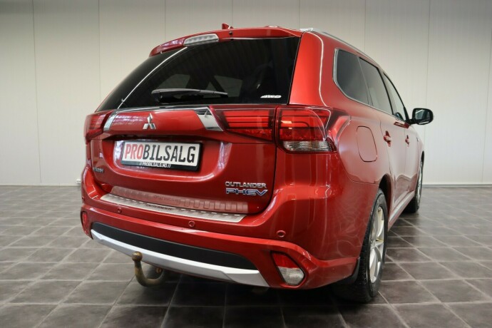 mitsubishi-outlander-elektrisitetbensin-2016-big-14