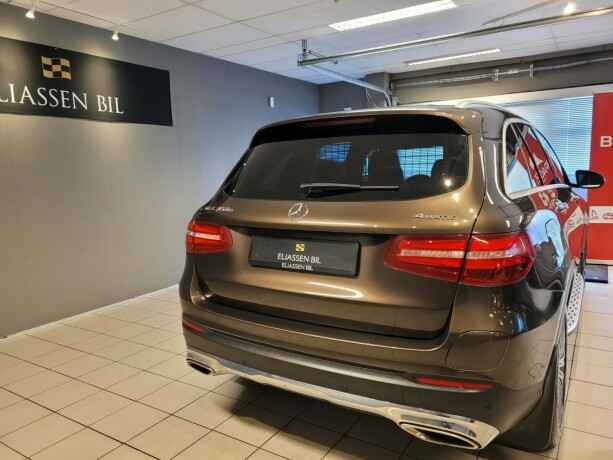 mercedes-benz-glc-elektrisitetbensin-2017-big-6