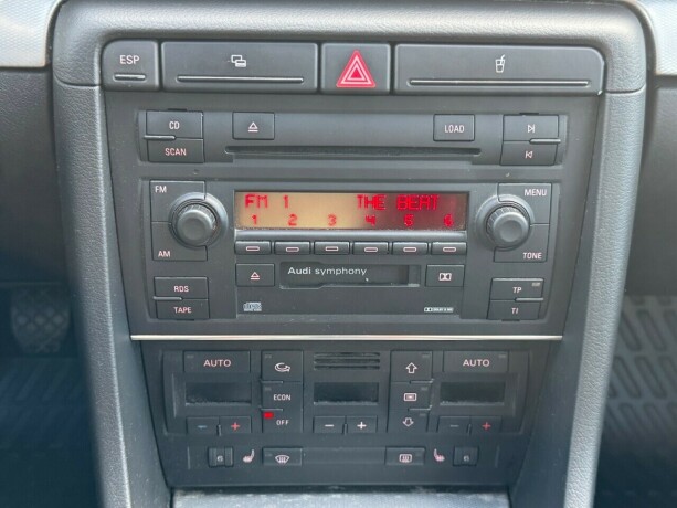 audi-a4-bensin-2004-big-17