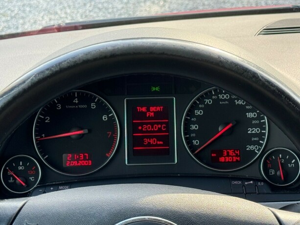audi-a4-bensin-2004-big-18