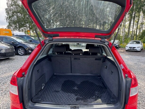 audi-a4-bensin-2004-big-12