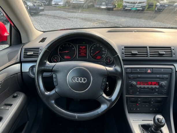 audi-a4-bensin-2004-big-13