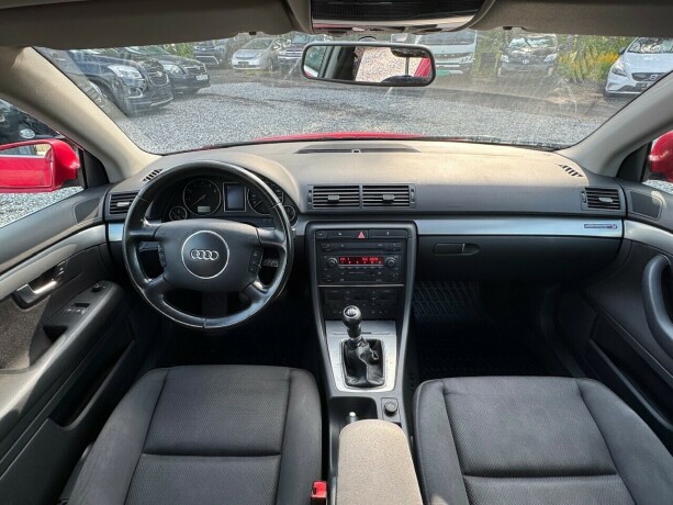 audi-a4-bensin-2004-big-15