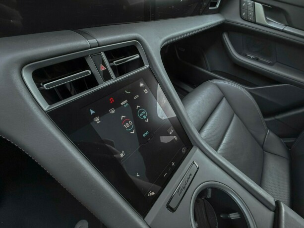 porsche-taycan-sport-turismo-elektrisitet-2023-big-40