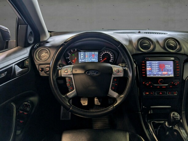 ford-mondeo-diesel-2014-big-14