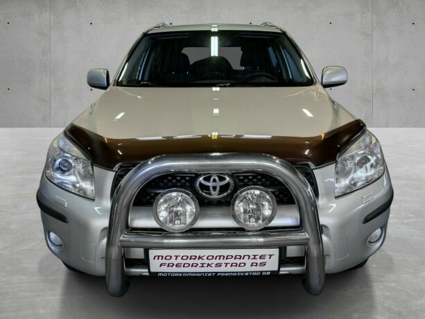 toyota-rav4-bensin-2006-big-8